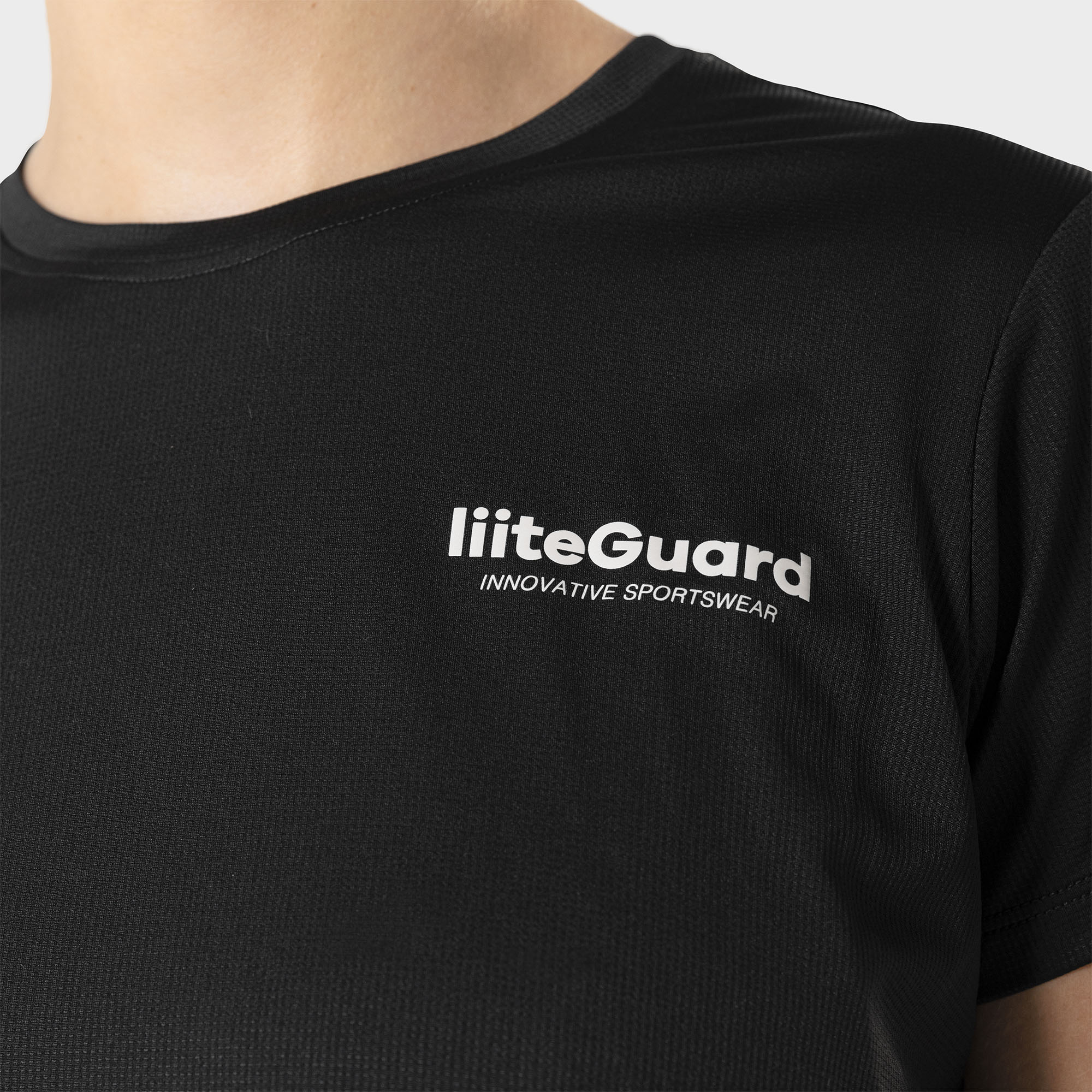 liiteGuard GROUND-TECH T-SHIRT (WOMEN) T-shirts Black